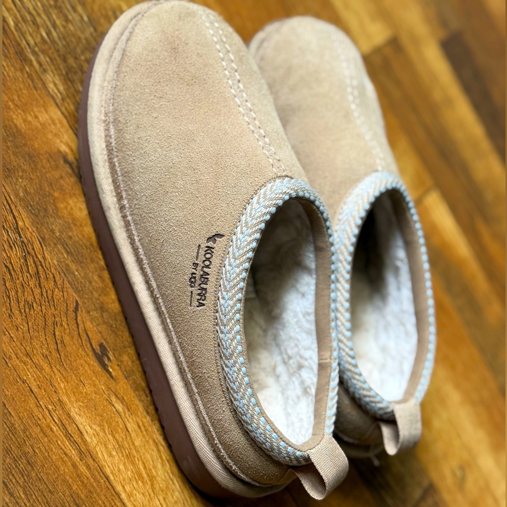 Koolaburra by UGG® Kids Burree - Youth size 3 slippers